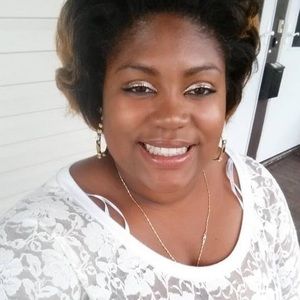 Meet your Posher, Eunique